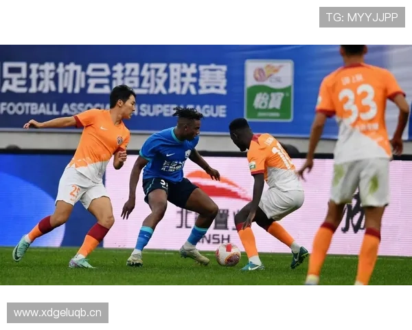 国安争冠危机浮现！阵容短板与战术僵化引发球迷担忧