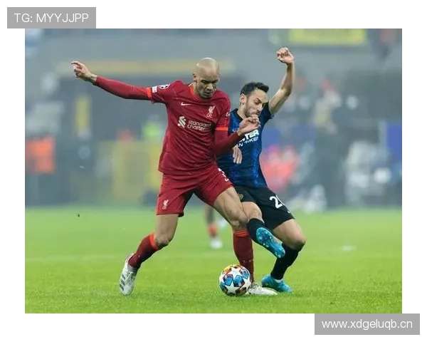 杜埃与罗纳尔迪尼奥灵性之争：天赋传承与进攻创造力对比分析