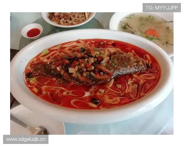 董志豪这生活节奏跟我们天差地别，买个菜都像逛奢侈品店