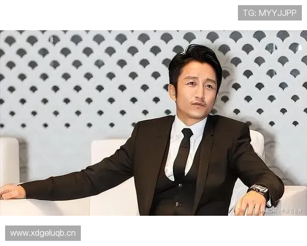 邹市明家的冰箱里居然塞满了蛋白粉，连饮料都喝零卡的